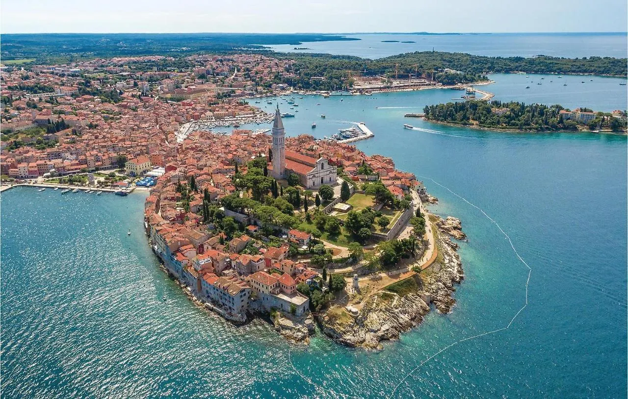 Awesome Apartment In Rovinj With House Sea View